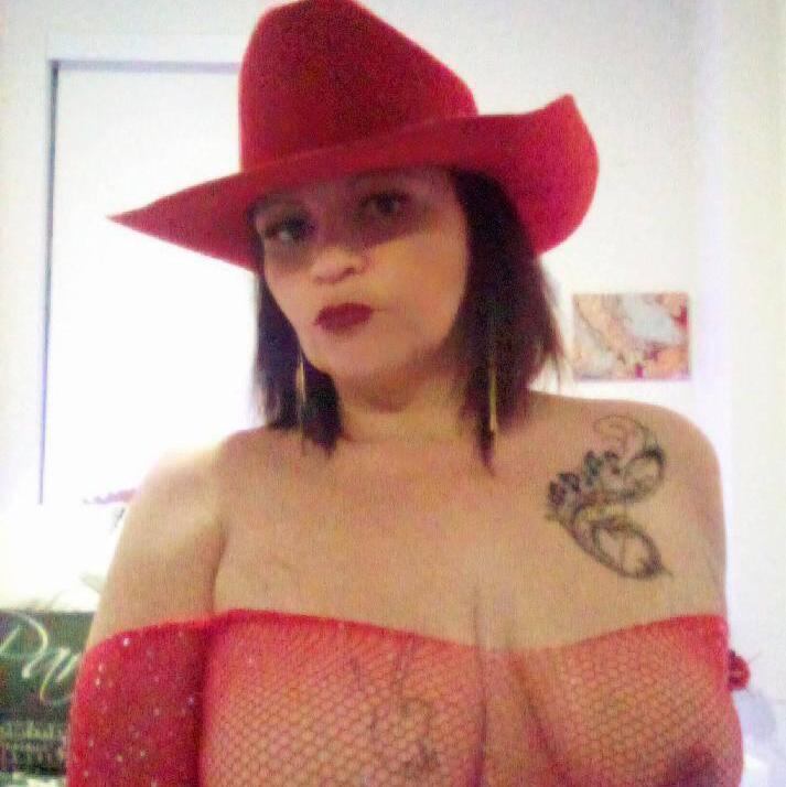 
                        Leona
                     is Female Escorts. | Regina | Saskatchewan | Canada | canadatopescorts.com 