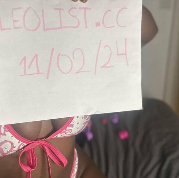 
                        Blue
                     is Female Escorts. | Lethbridge | Alberta | Canada | canadatopescorts.com 