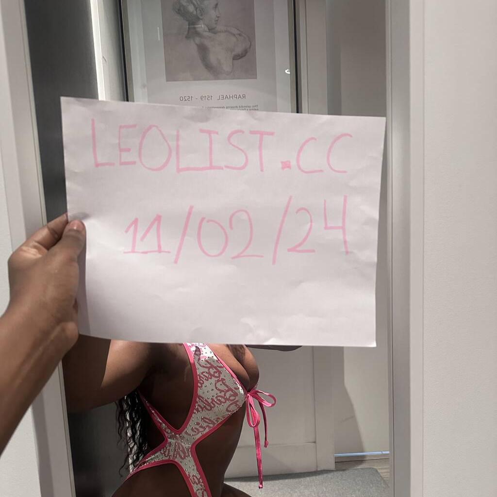 
                        Blue
                     is Female Escorts. | Lethbridge | Alberta | Canada | canadatopescorts.com 