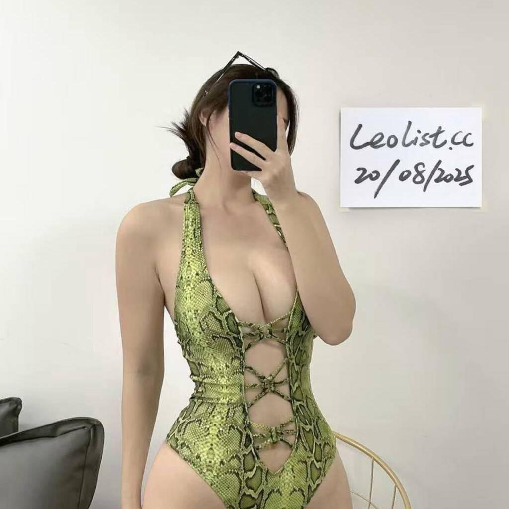 
                        Victoria 780.297.8962
                     is Female Escorts. | Calgary | Alberta | Canada | canadatopescorts.com 