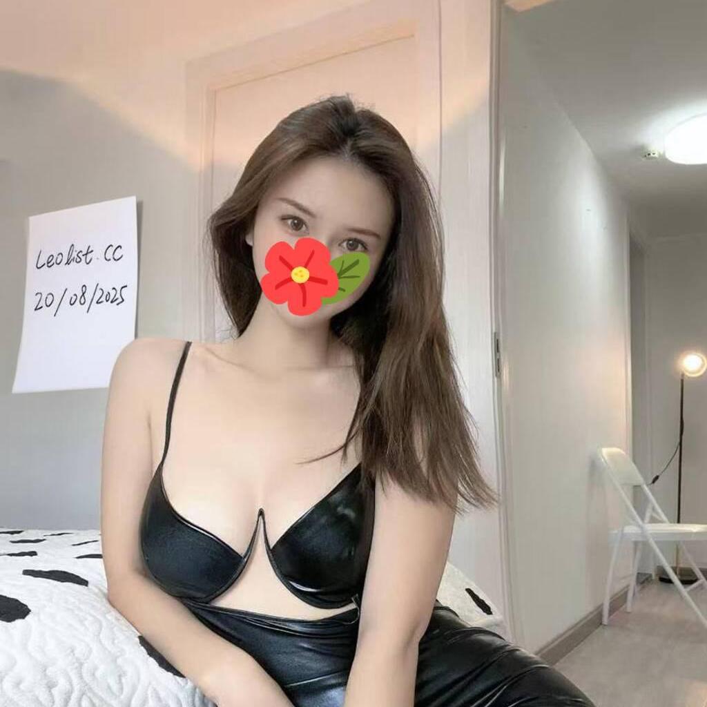 
                        Victoria 780.297.8962
                     is Female Escorts. | Calgary | Alberta | Canada | canadatopescorts.com 