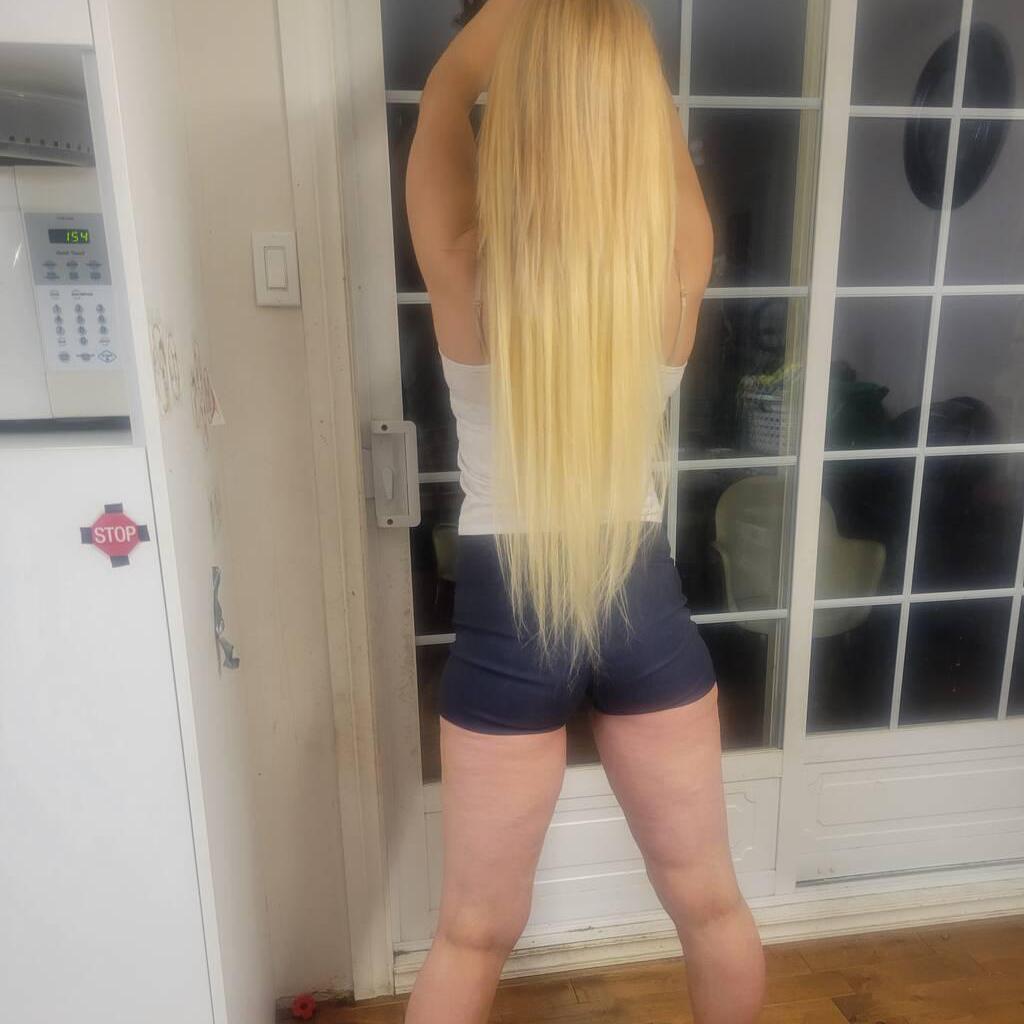 
                        Bella
                     is Female Escorts. | Trois Rivieres | Quebec | Canada | canadatopescorts.com 