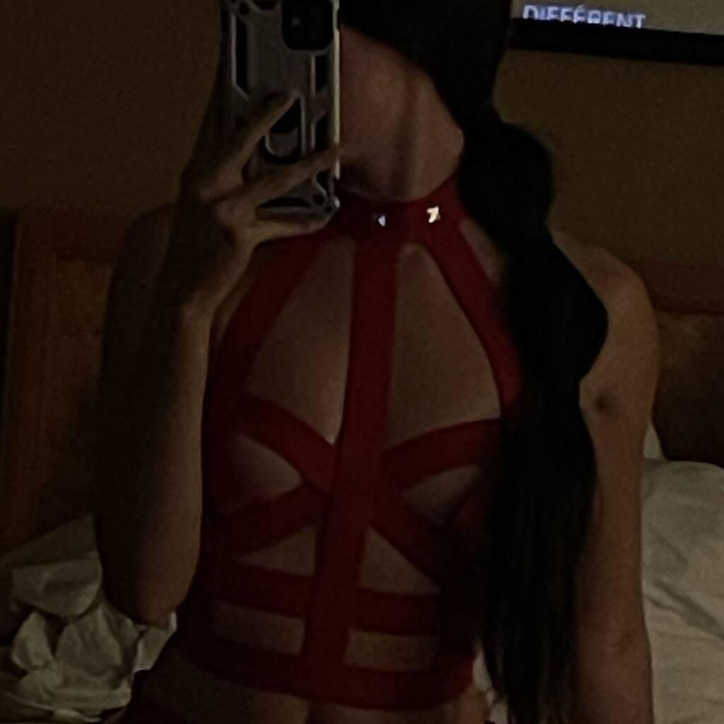 
                        Nina
                     is Female Escorts. | Kingston | Ontario | Canada | canadatopescorts.com 