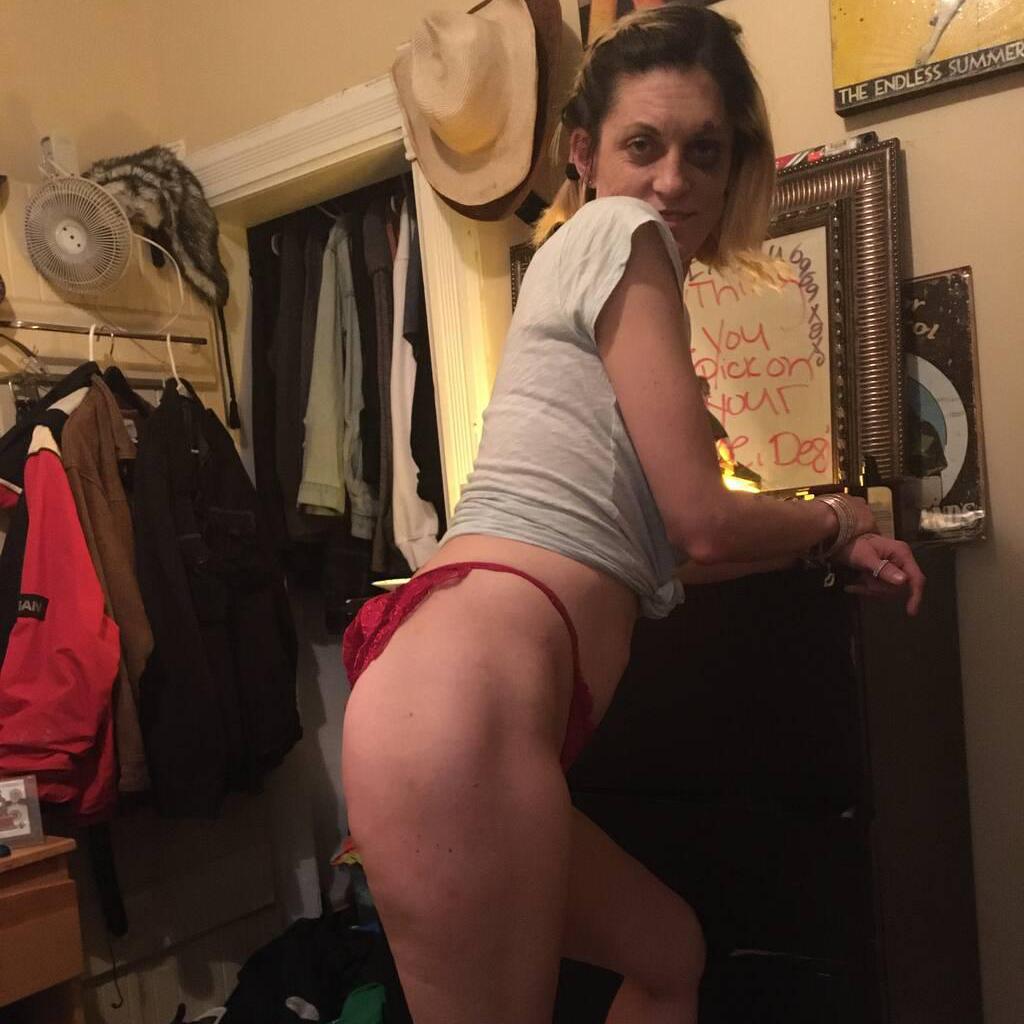 
                        Harmony
                     is Female Escorts. | Barrie | Ontario | Canada | canadatopescorts.com 