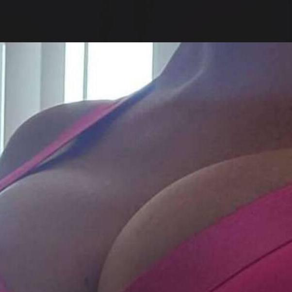 
                        Chase
                     is Female Escorts. | Owen Sound | Ontario | Canada | canadatopescorts.com 