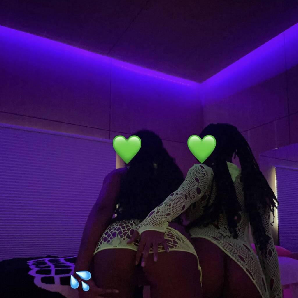 
                        Jayda & Melody
                     is Female Escorts. | Hamilton | Ontario | Canada | canadatopescorts.com 