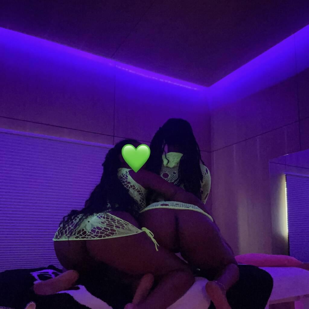 
                        Jayda & Melody
                     is Female Escorts. | Hamilton | Ontario | Canada | canadatopescorts.com 