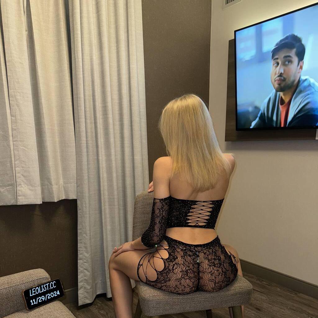 
                        Sky Diorr
                     is Female Escorts. | Toronto | Ontario | Canada | canadatopescorts.com 