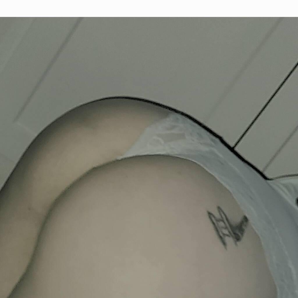 
                        Jennifer
                     is Female Escorts. | Grande Prairie | Alberta | Canada | canadatopescorts.com 