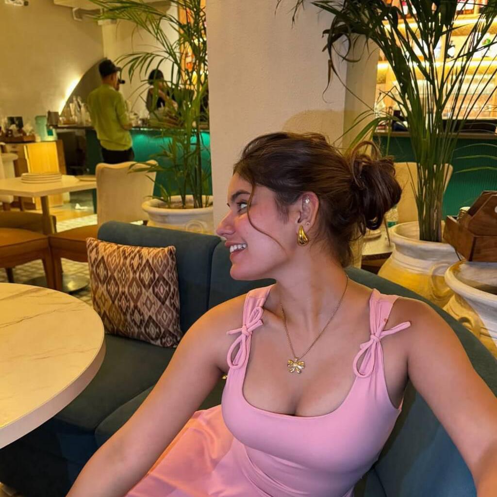 
                        Deepika
                     is Female Escorts. | Winnipeg | Manitoba | Canada | canadatopescorts.com 