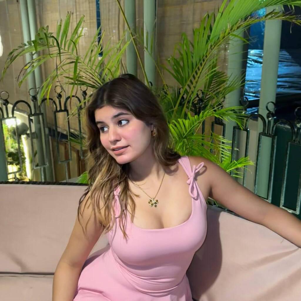 
                        Deepika
                     is Female Escorts. | Winnipeg | Manitoba | Canada | canadatopescorts.com 