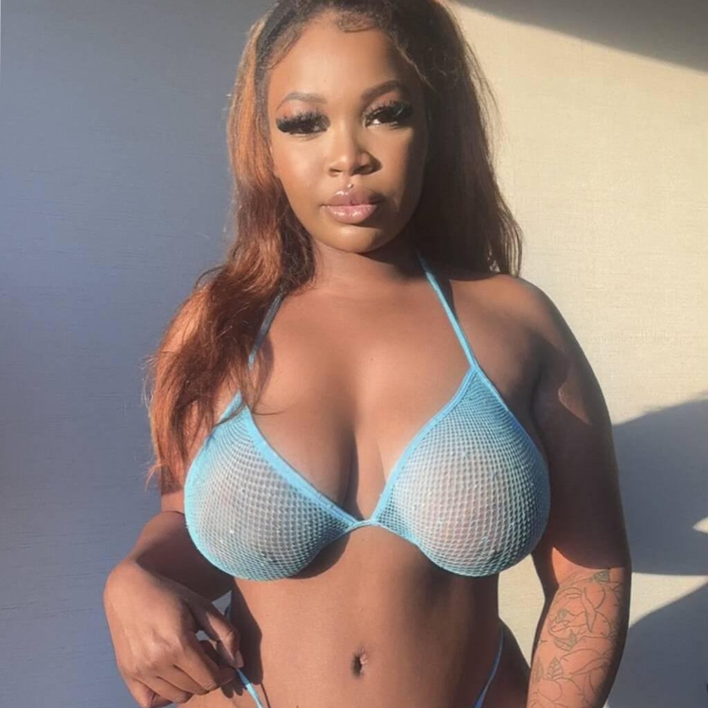 
                        Abigail Thompson
                     is Female Escorts. | Niagara | Ontario | Canada | canadatopescorts.com 