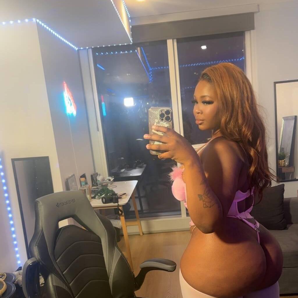 
                        Abigail Thompson
                     is Female Escorts. | Niagara | Ontario | Canada | canadatopescorts.com 