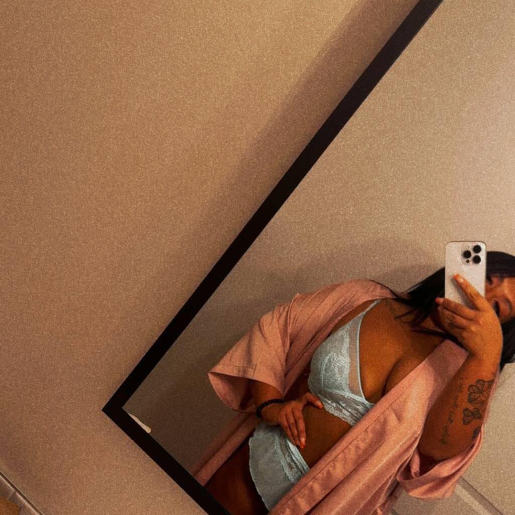 
                        Bree
                     is Female Escorts. | Grande Prairie | Alberta | Canada | canadatopescorts.com 