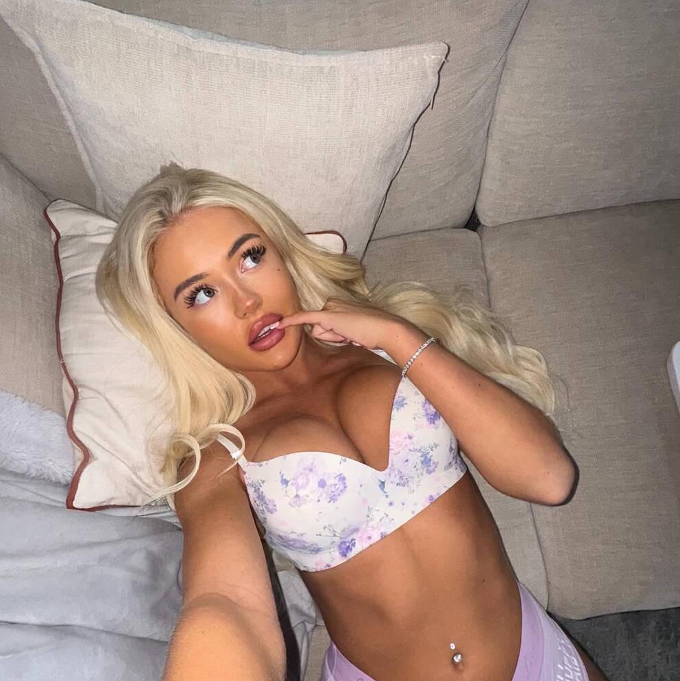 
                        Pamela
                     is Female Escorts. | Sherbrooke | Quebec | Canada | canadatopescorts.com 