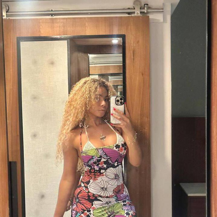 
                        Maeva
                     is Female Escorts. | Trois Rivieres | Quebec | Canada | canadatopescorts.com 