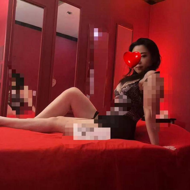 
                        12911-127st NW780.8031080
                     is Female Escorts. | Edmonton | Alberta | Canada | canadatopescorts.com 