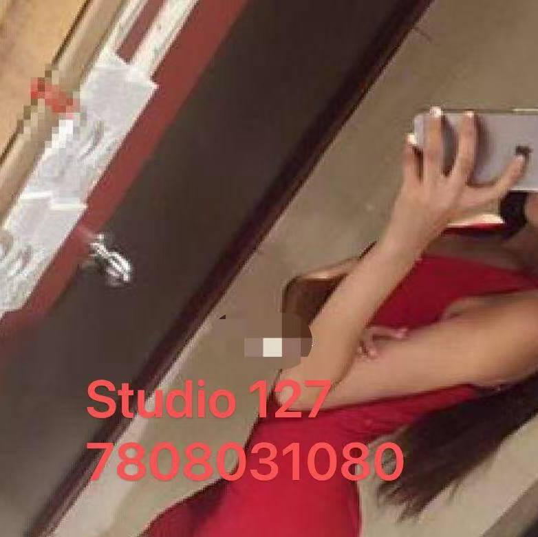 
                        12911-127st NW780.8031080
                     is Female Escorts. | Edmonton | Alberta | Canada | canadatopescorts.com 