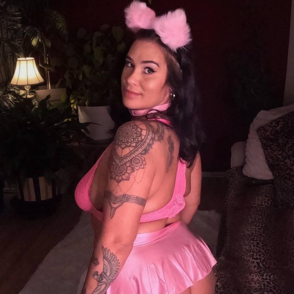 
                        Lyrah-Maxton
                     is Female Escorts. | Sunshine Coast | British Columbia | Canada | canadatopescorts.com 