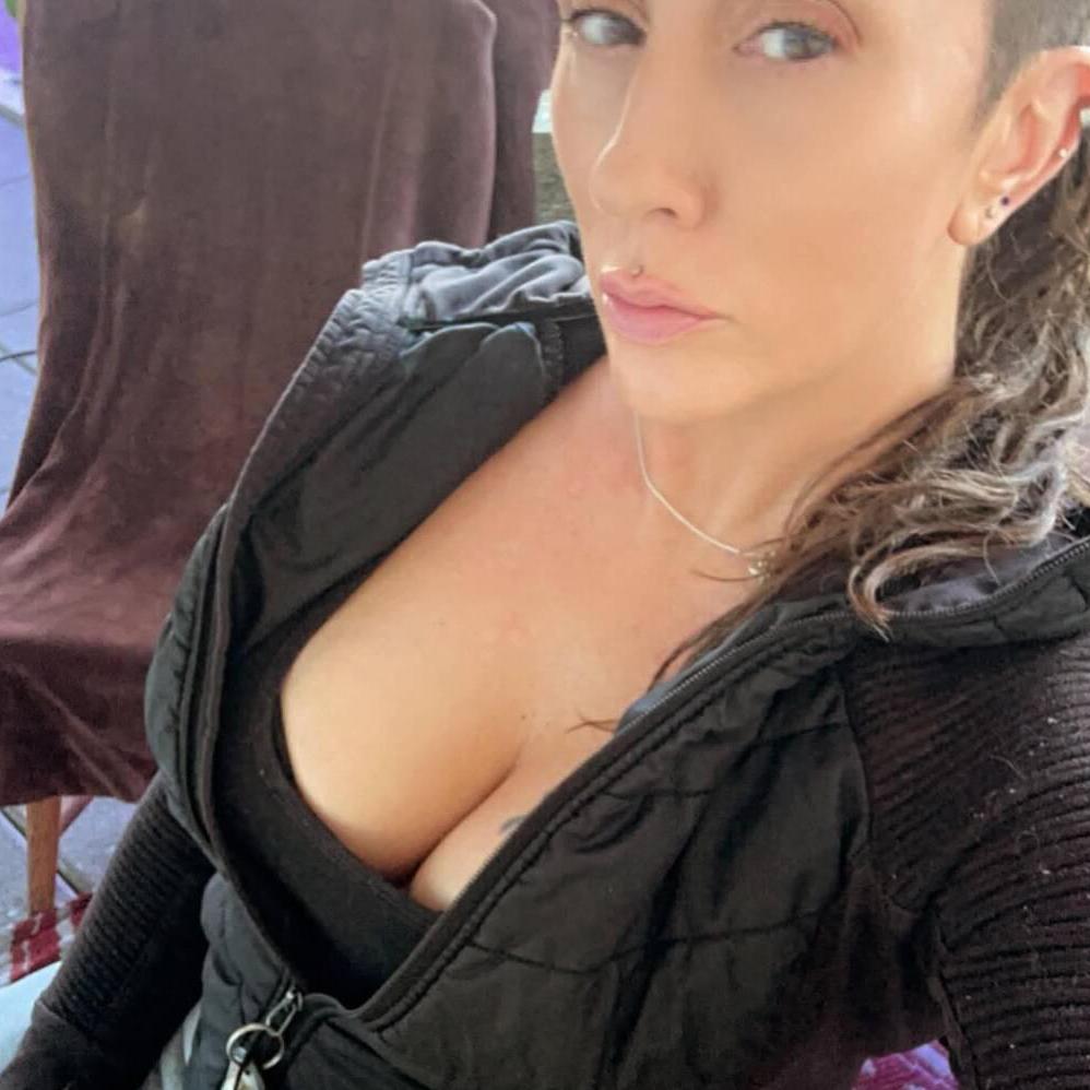 
                        MISS EPIC/BLAEKE XOX
                     is Female Escorts. | Vancouver | British Columbia | Canada | canadatopescorts.com 