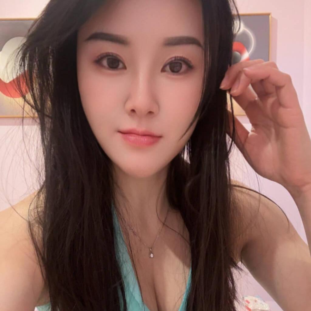 
                        Selina4038858787
                     is Female Escorts. | Calgary | Alberta | Canada | canadatopescorts.com 