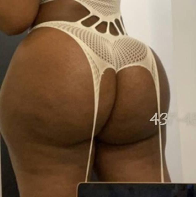 
                        Celine -
                     is Female Escorts. | windsor | Ontario | Canada | canadatopescorts.com 