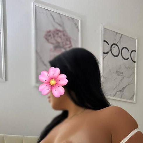
                        Tina
                     is Female Escorts. | Saguenay | Quebec | Canada | canadatopescorts.com 