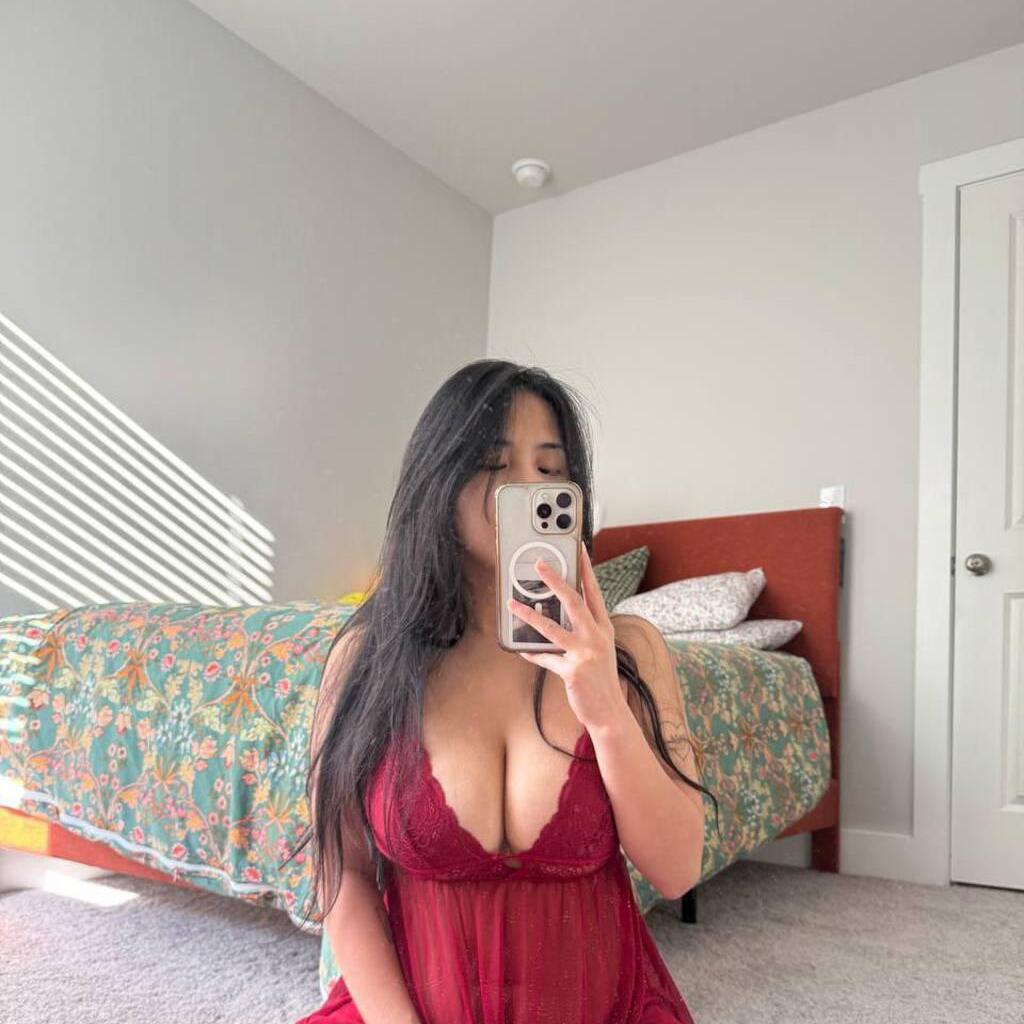 
                        Lilly
                     is Female Escorts. | Vancouver | British Columbia | Canada | canadatopescorts.com 