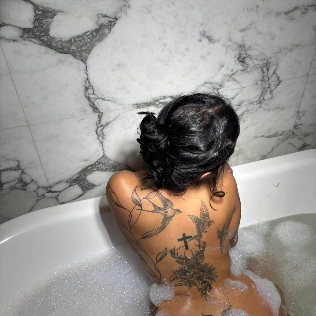 
                        Camila
                     is Female Escorts. | Kitchener | Ontario | Canada | canadatopescorts.com 