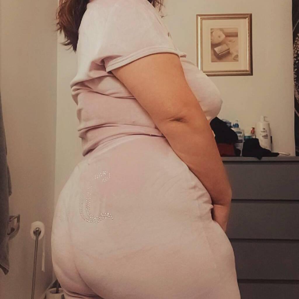 
                        Abby Gold
                     is Female Escorts. | Cornwall | Ontario | Canada | canadatopescorts.com 