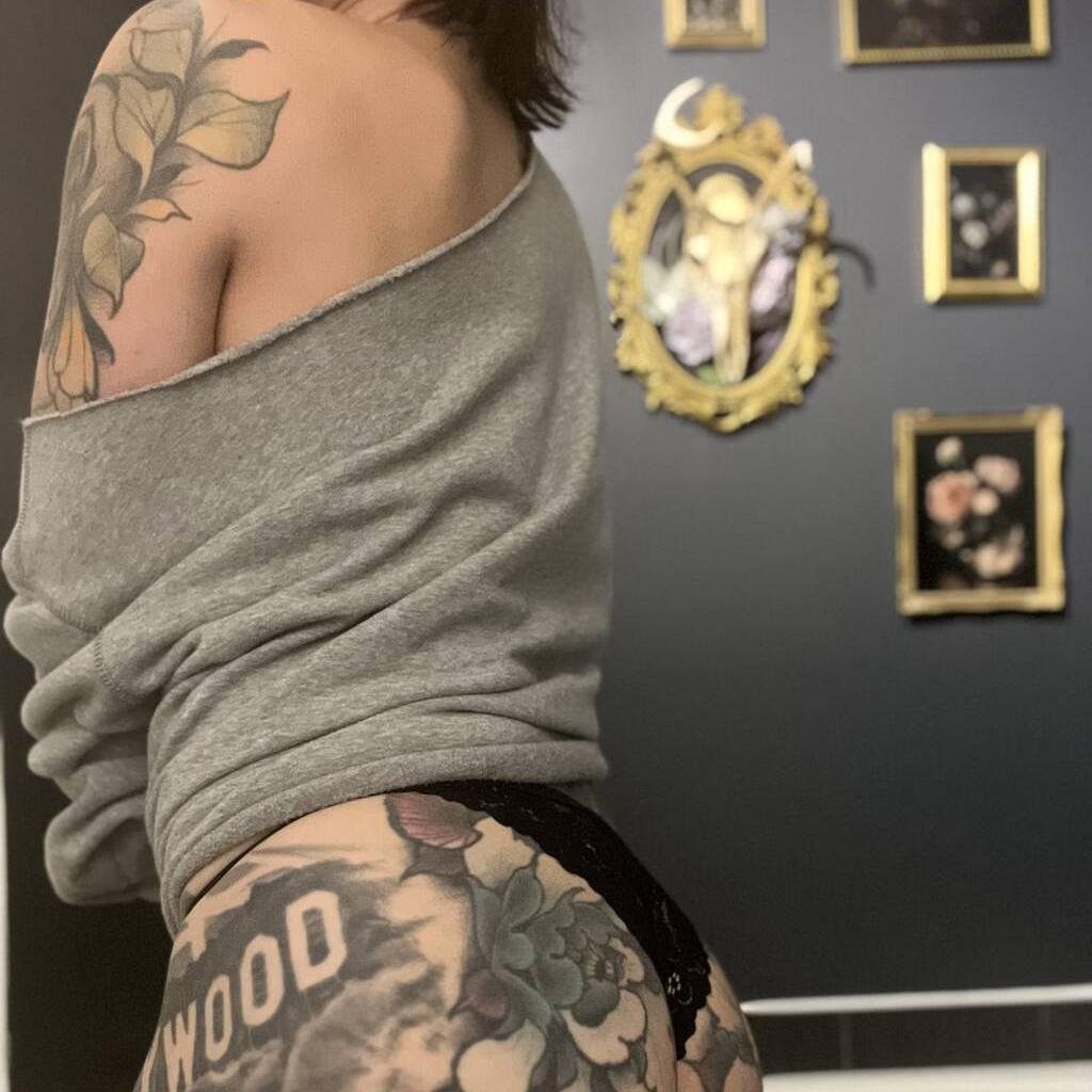 
                        Mara
                     is Female Escorts. | Montreal | Quebec | Canada | canadatopescorts.com 