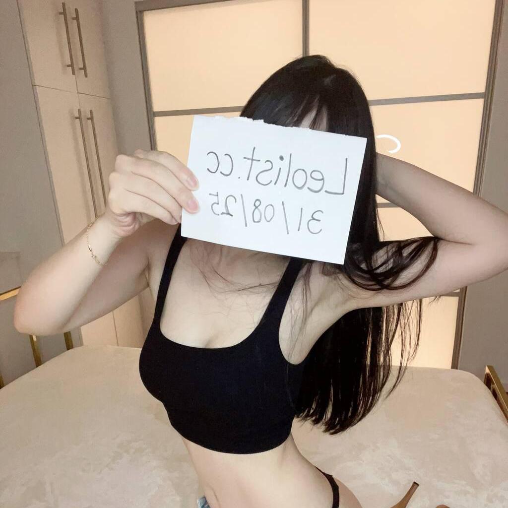 
                        Olivia
                     is Female Escorts. | Calgary | Alberta | Canada | canadatopescorts.com 