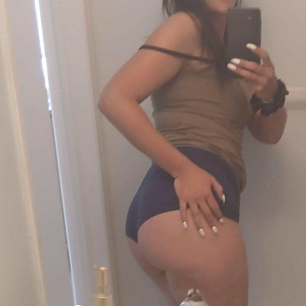 
                        Nina
                     is Female Escorts. | Hamilton | Ontario | Canada | canadatopescorts.com 