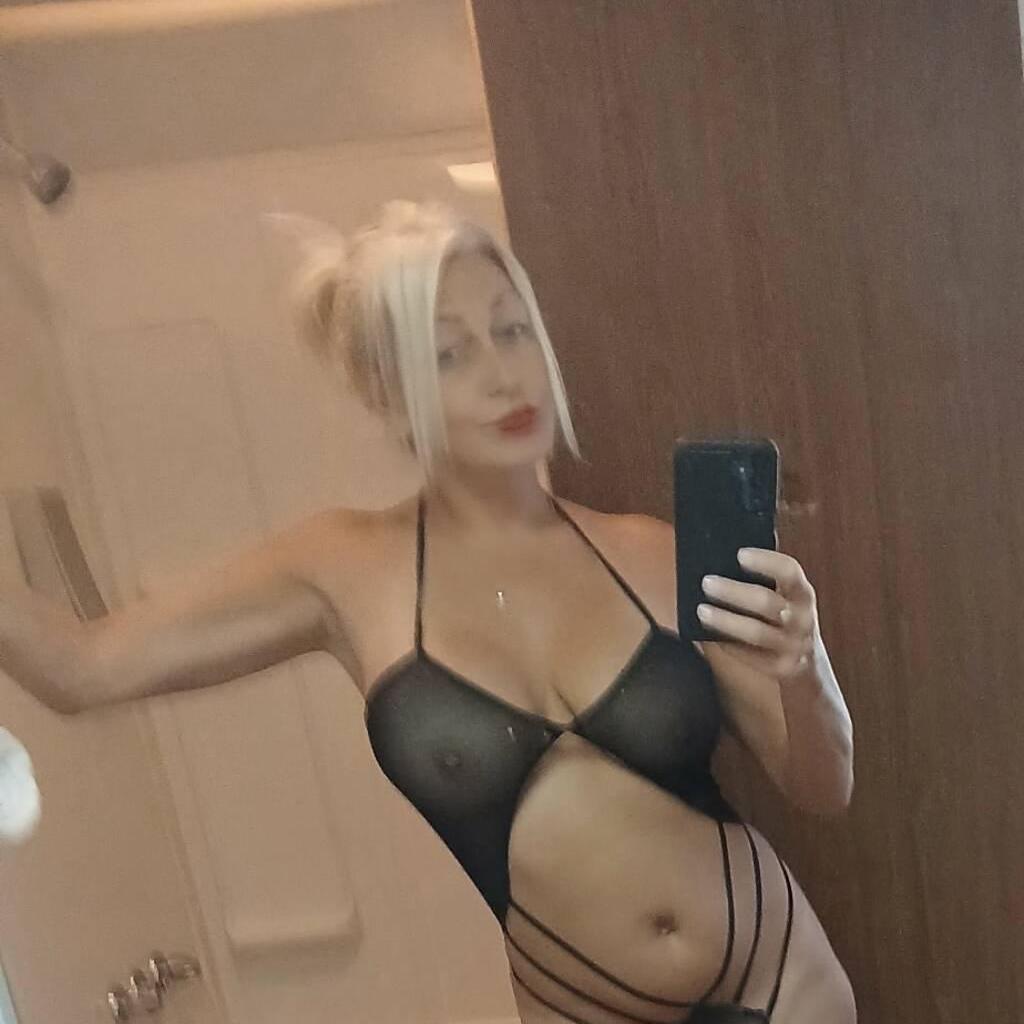 
                        Summer
                     is Female Escorts. | Sherbrooke | Quebec | Canada | canadatopescorts.com 