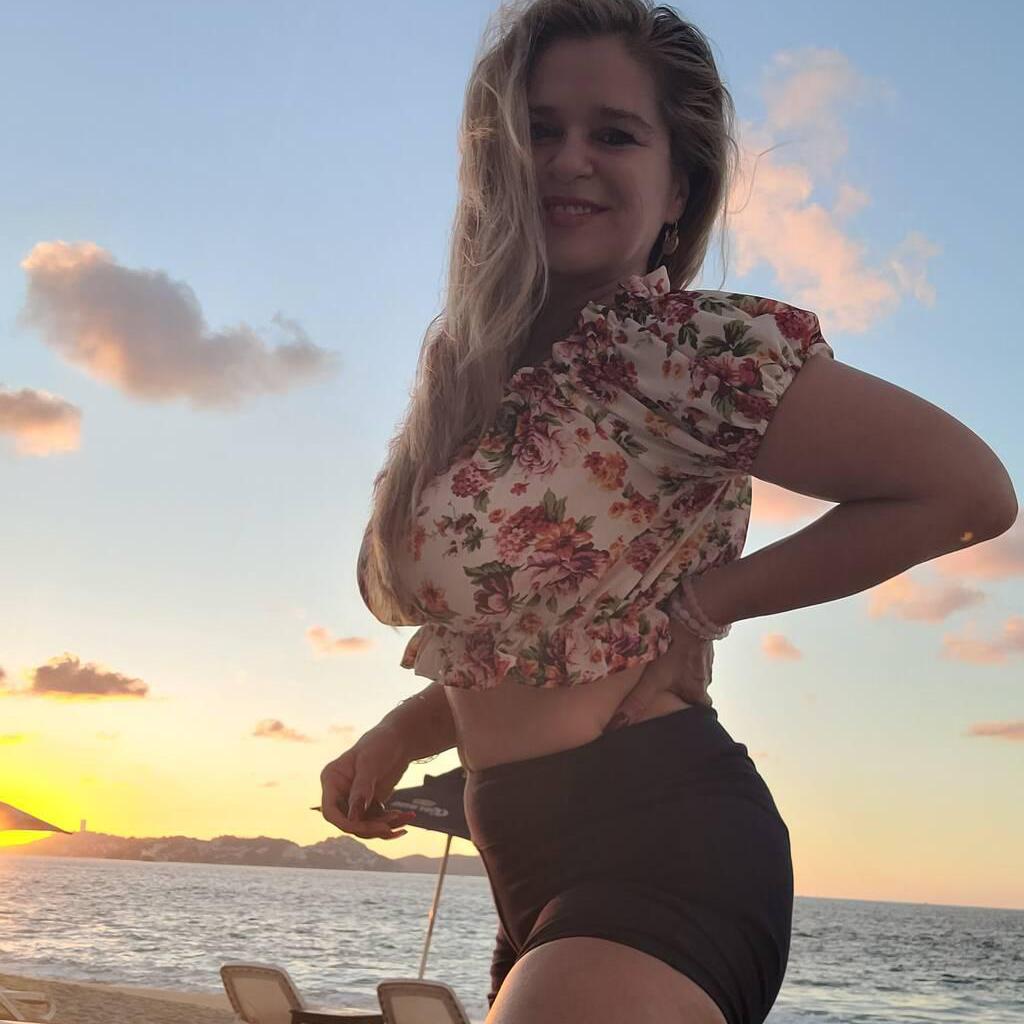 
                        Alejandra Bonita
                     is Female Escorts. | Vancouver | British Columbia | Canada | canadatopescorts.com 