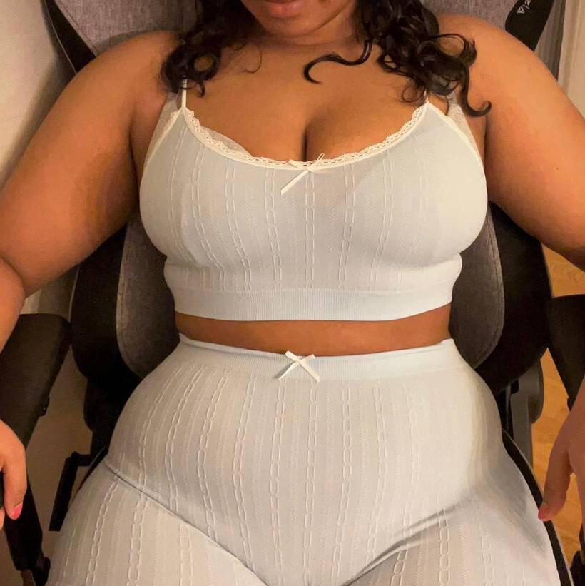 
                        Sasha
                     is Female Escorts. | Lethbridge | Alberta | Canada | canadatopescorts.com 