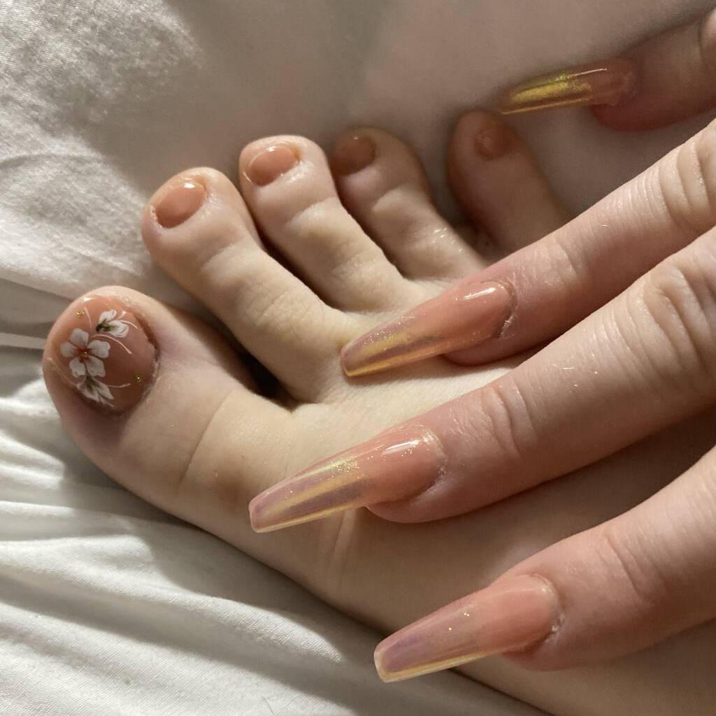 
                        Chloee Rose
                     is Female Escorts. | Barrie | Ontario | Canada | canadatopescorts.com 