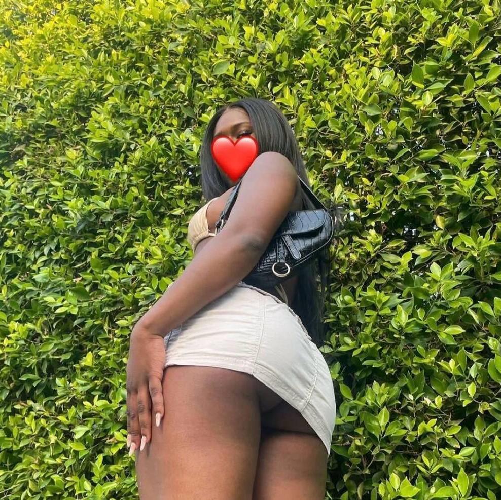 
                        Kira
                     is Female Escorts. | Trois Rivieres | Quebec | Canada | canadatopescorts.com 