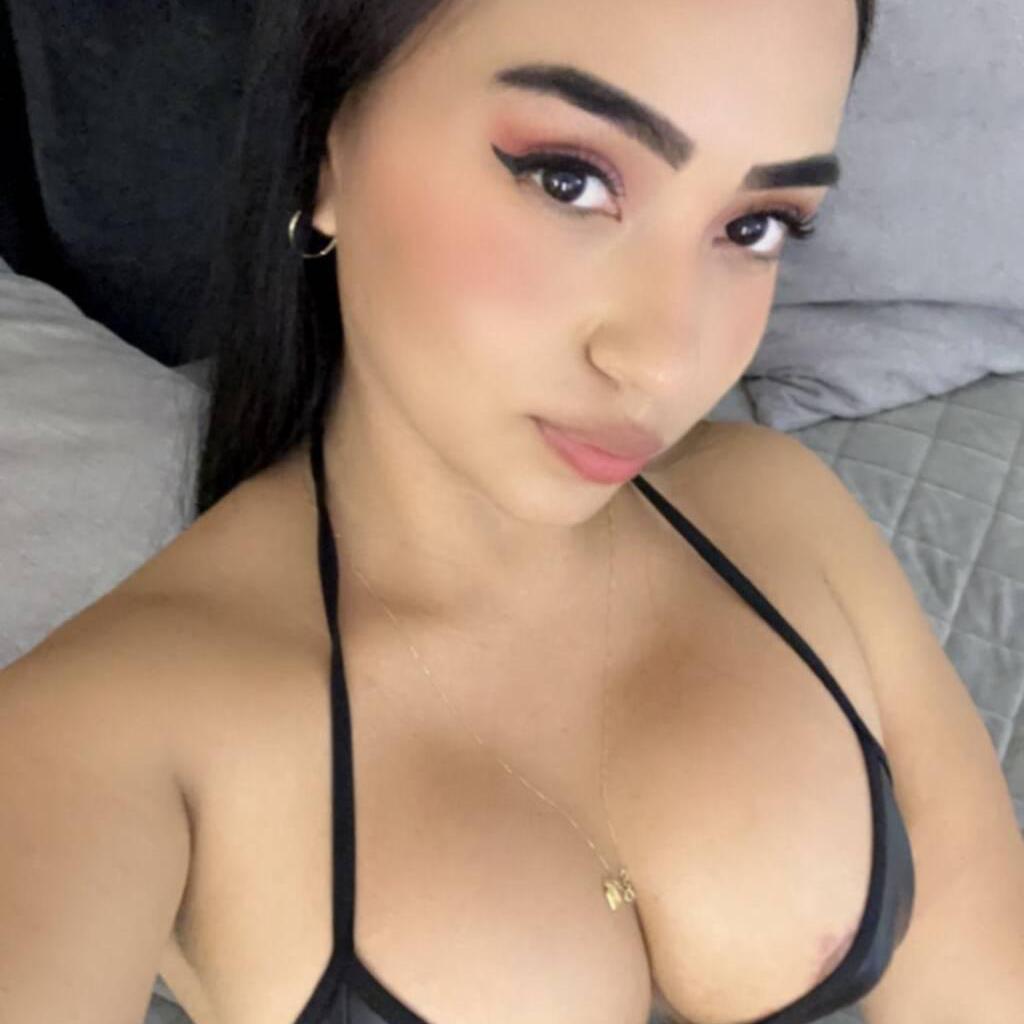 
                        Julia
                     is Female Escorts. | Trois Rivieres | Quebec | Canada | canadatopescorts.com 