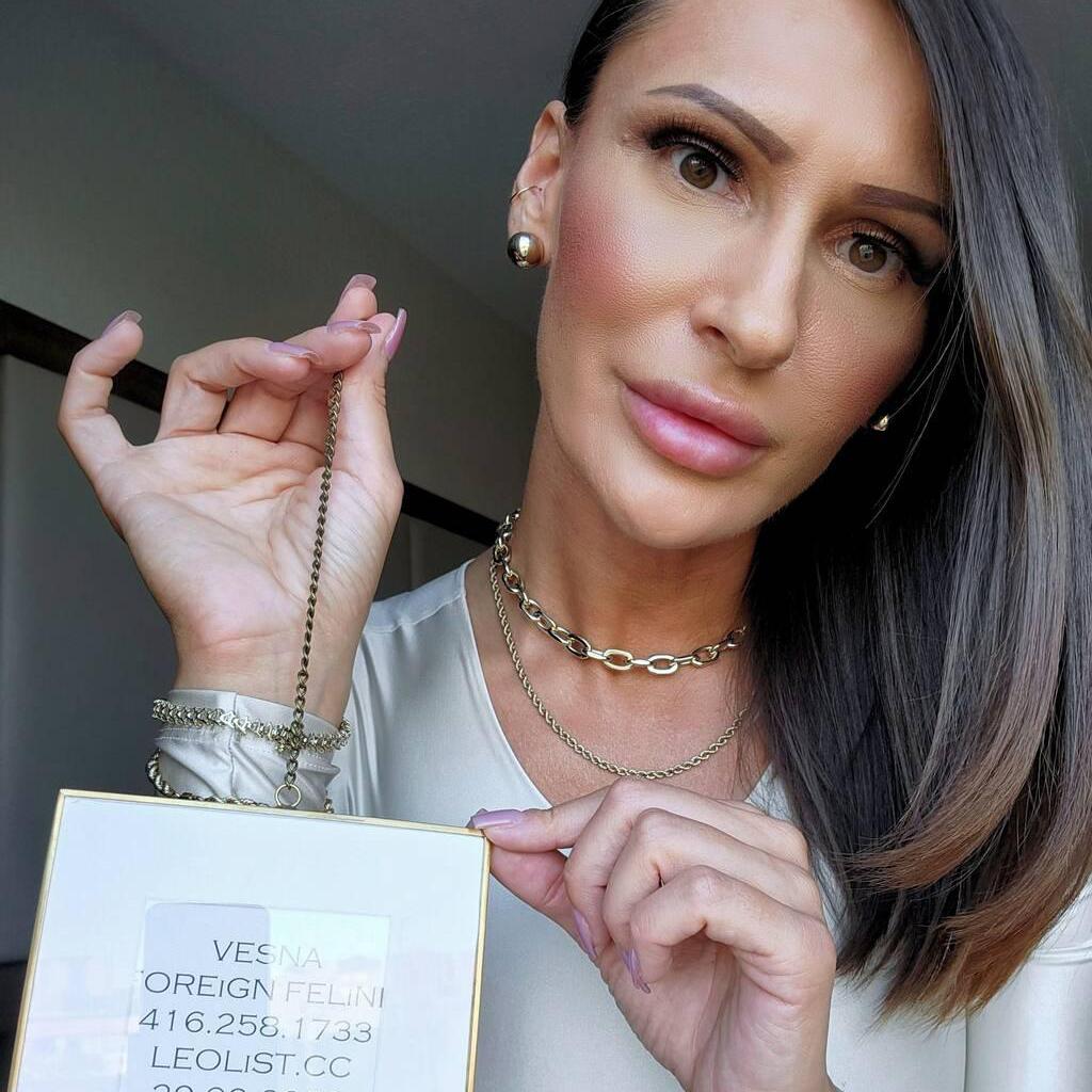 
                        VESNA : FOREiGN FELiNE
                     is Female Escorts. | Yellowknife | Northwest Territories | Canada | canadatopescorts.com 