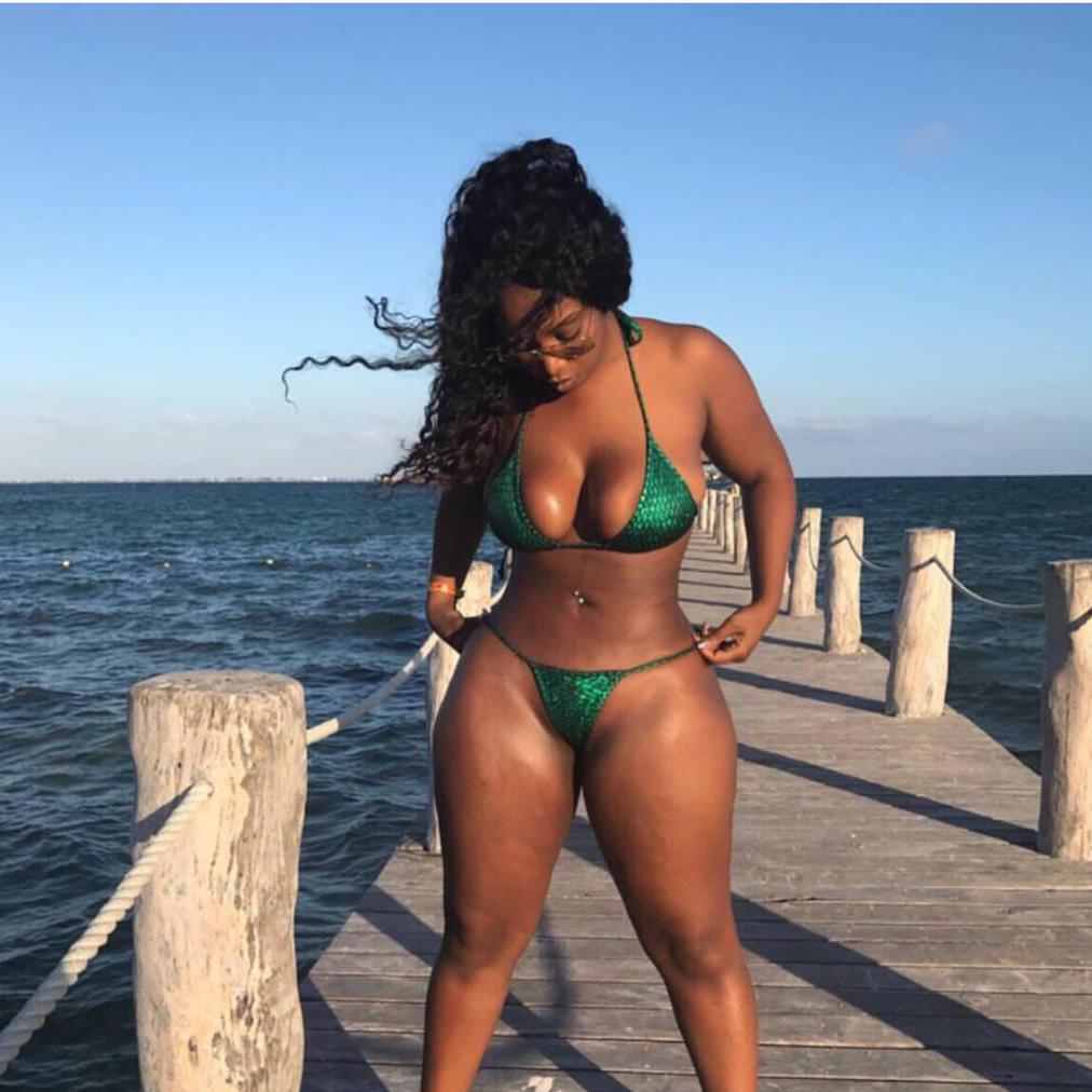 
                        Lesa
                     is Female Escorts. | belleville | Ontario | Canada | canadatopescorts.com 