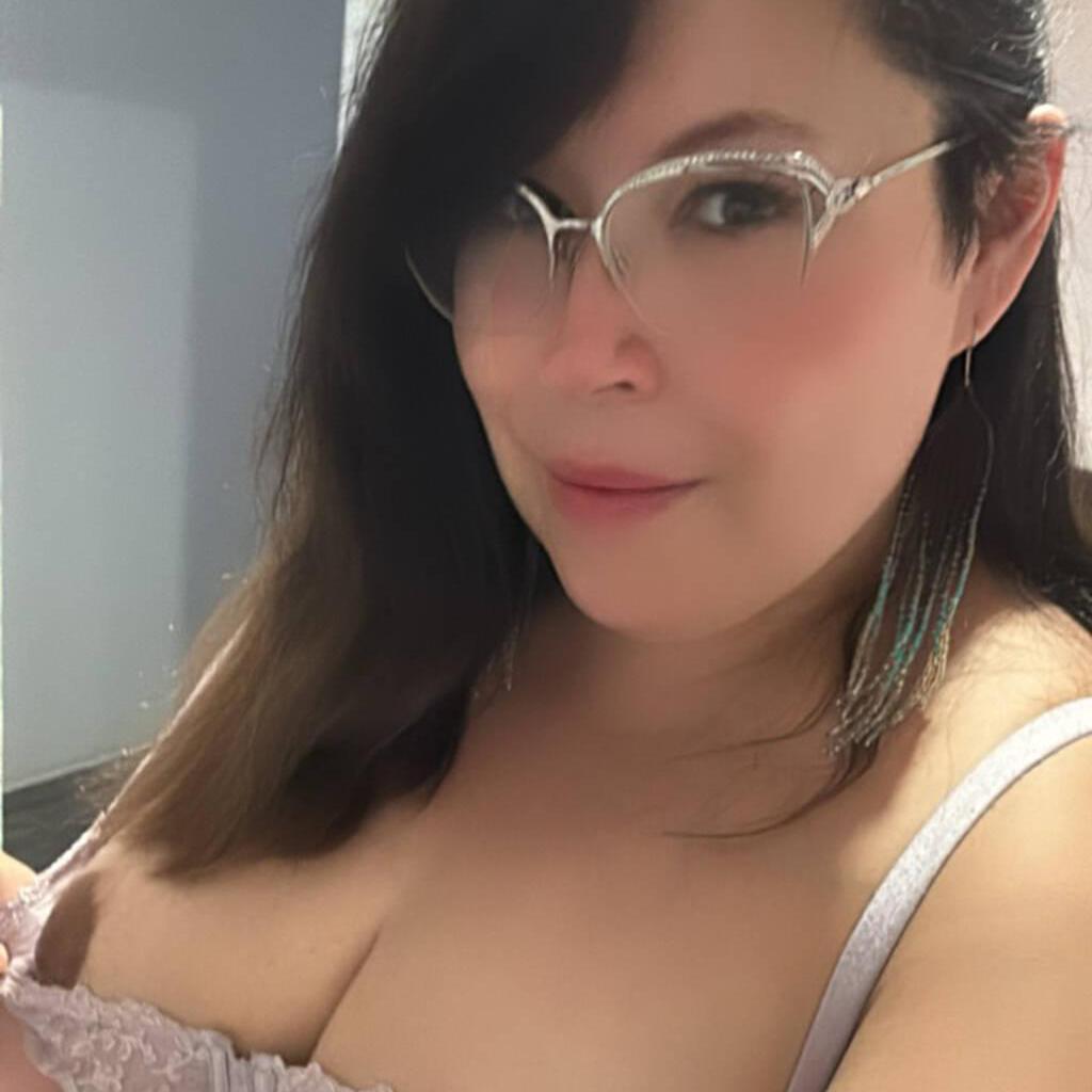 
                        Harem
                     is Female Escorts. | Edmonton | Alberta | Canada | canadatopescorts.com 