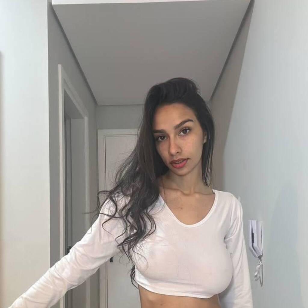 
                        Laura
                     is Female Escorts. | St. John | New Brunswick | Canada | canadatopescorts.com 