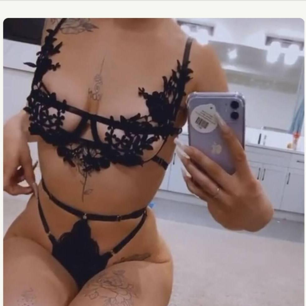 
                        Paris Paige
                     is Female Escorts. | Lethbridge | Alberta | Canada | canadatopescorts.com 