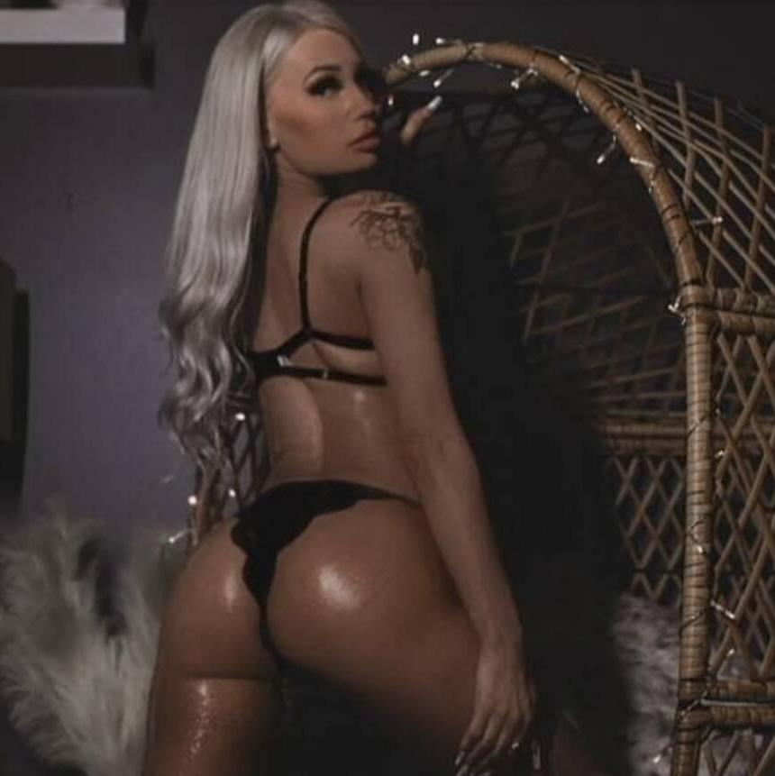 
                        Paris Paige
                     is Female Escorts. | Lethbridge | Alberta | Canada | canadatopescorts.com 