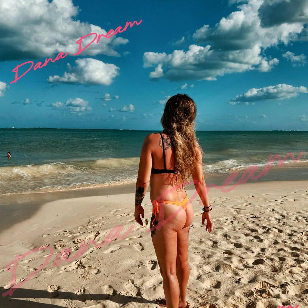 
                        Dana
                     is Female Escorts. | Barrie | Ontario | Canada | canadatopescorts.com 