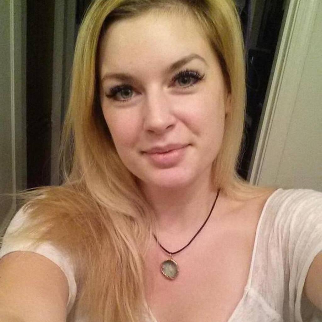 
                        Hannah
                     is Female Escorts. | Cornwall | Ontario | Canada | canadatopescorts.com 