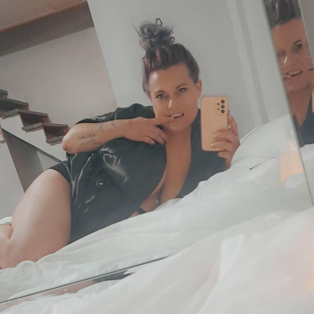 
                        Missy
                     is Female Escorts. | Sudbury | Ontario | Canada | canadatopescorts.com 