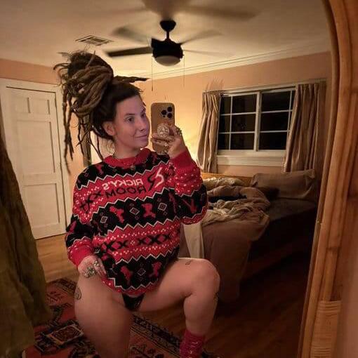 
                        Karine
                     is Female Escorts. | Sherbrooke | Quebec | Canada | canadatopescorts.com 