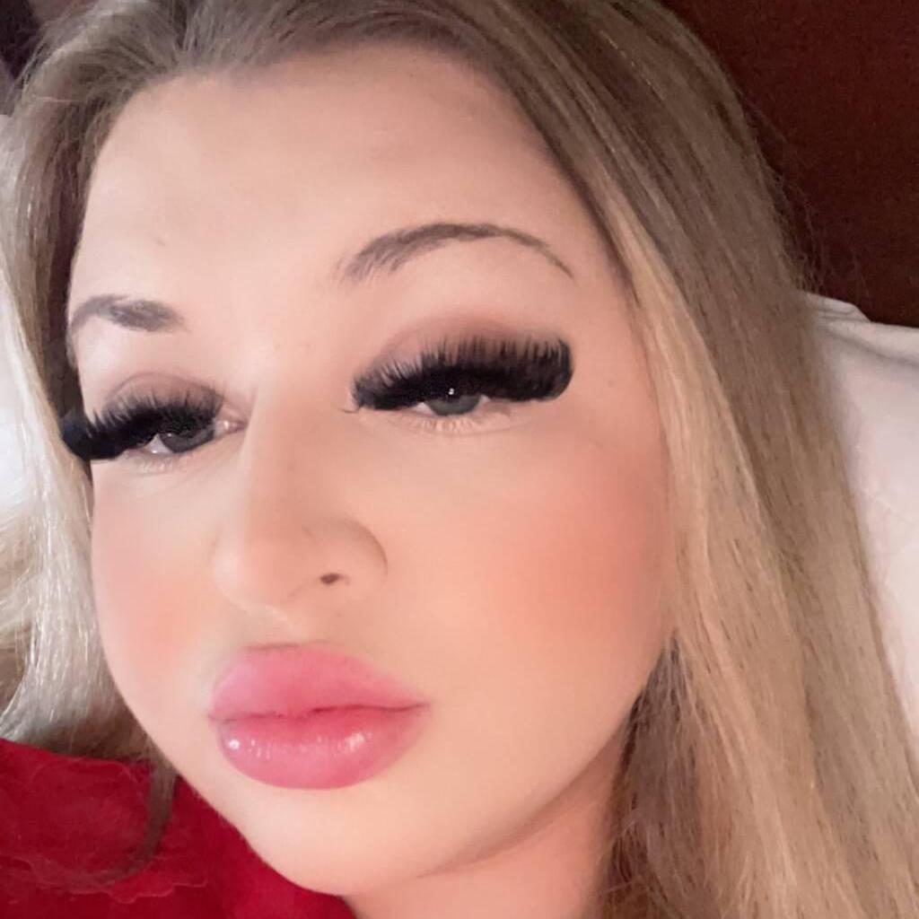 
                        Alicia
                     is Female Escorts. | Moncton | New Brunswick | Canada | canadatopescorts.com 